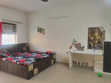 Master Bedroom in 3 BHK Villa at Bal Vihar – for Rent