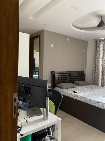  3 BHK Builder Floor at Dlf Phase I – for Rent