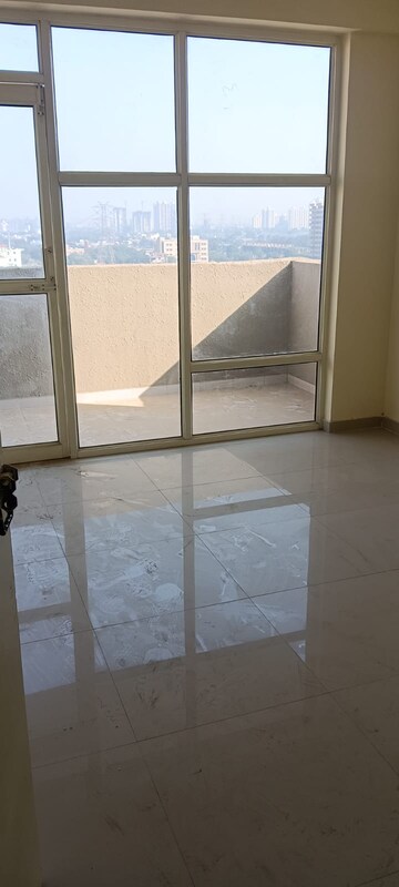 Room in 2 BHK Apartment at Pyramid Fusion Homes, Sector 70a – for Rent
