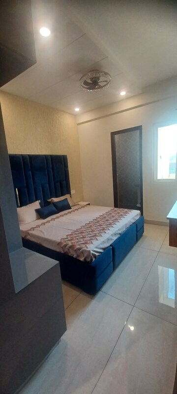 Bedroom in 3 BHK Builder Floor at Patiala Road – for Sale