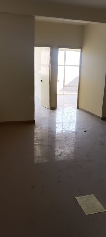 Room in 2 BHK Apartment at Pyramid Fusion Homes, Sector 70a – for Rent