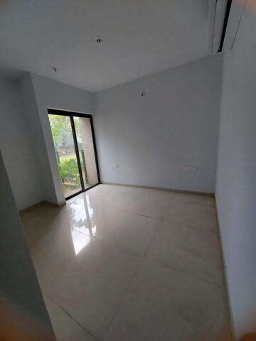 Room in 2 BHK Apartment at Lodha Palava City, Dombivli East – for Rent