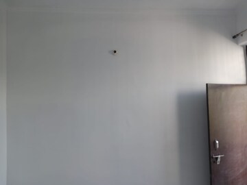 Room in 1 BHK Villa at Sector 108 – for Rent