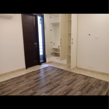Room in 4 BHK Builder Floor at Greater Kailash Part 3 – for Rent