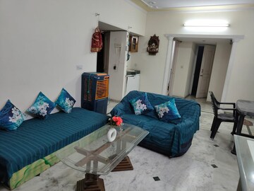 Bedroom in 3 BHK Apartment at South City Arcade, Sector 41 – for Rent