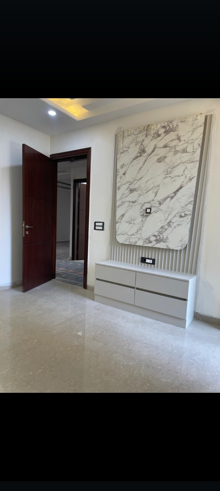 Room, sai-enclave-niti-khand 3 Bedroom 1600 Sq.Ft. Builder Floor In Niti Khand Ghaziabad 7931834