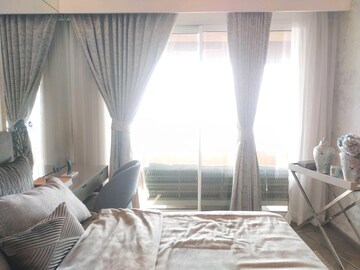 Living Room in 4 BHK Apartment at Lokhandwala Minerva Mahalaxmi, Mahalaxmi – for Sale