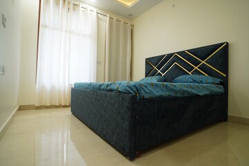 Bedroom in 4 BHK Apartment at Bhagwati Garden – for Sale