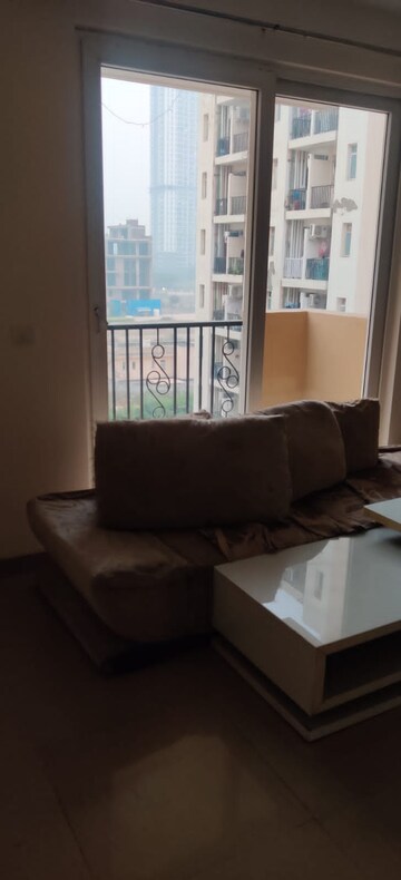 Living Room in 3 BHK Apartment at Emaar Palm Premier, Sector 77 – for Rent