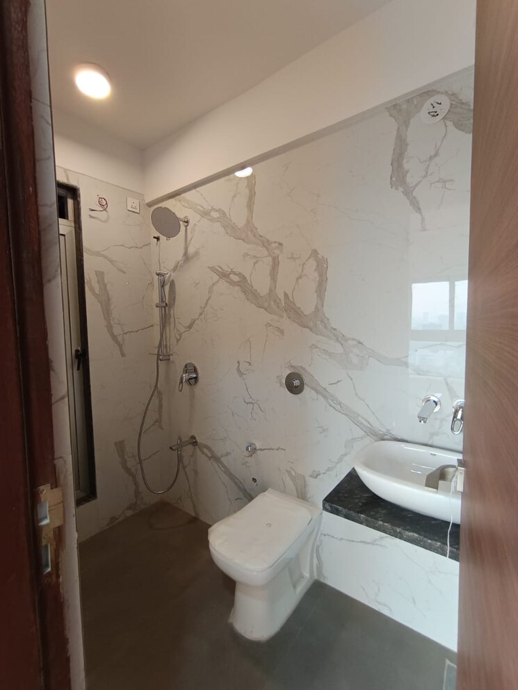 Bathroom, aashna-samadhan 2 Bedroom 501 Sq.Ft. Apartment In Goregaon West Mumbai 7931938