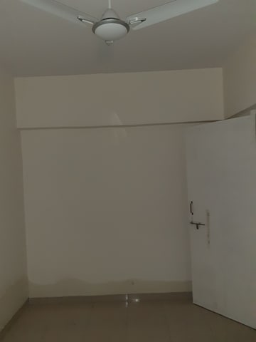 Room in 1 BHK Apartment at Bhoomi SRA CHS, Goregaon East – for Rent