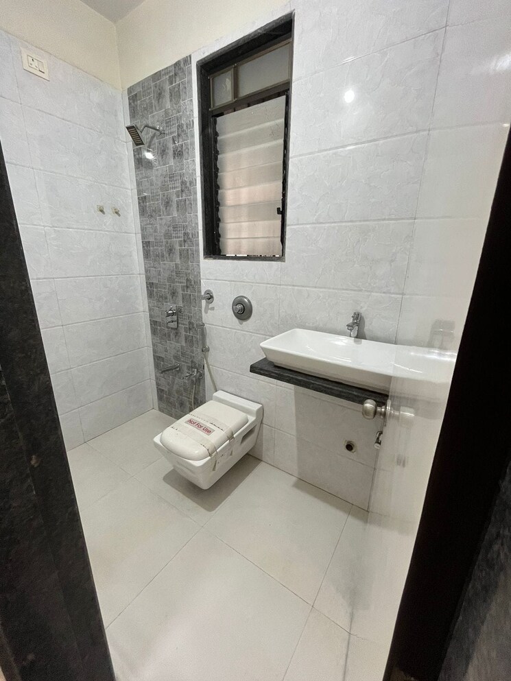 Bathroom, adani-linkbay-residences 3 Bedroom 1153 Sq.Ft. Apartment In Andheri West Mumbai 7932102