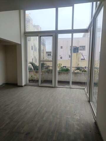 Room in 3.5 BHK Apartment at Nitesh Camp David, Frazer Town – for Sale
