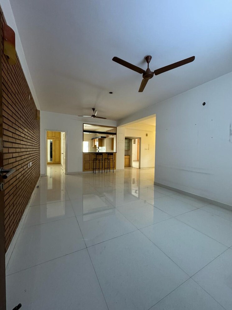 Room, sector 41 3 Bedroom 1945 Sq.Ft. Apartment In Sector 41 Faridabad 7932608