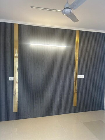 Room in 2 BHK Apartment at Panchkula Urban Estate – for Sale