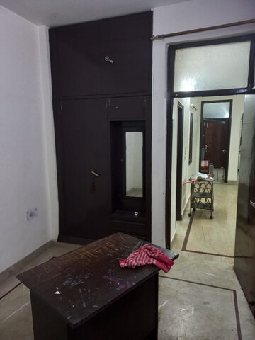 Living Room in 2 BHK Builder Floor at Paschim Vihar – for Rent
