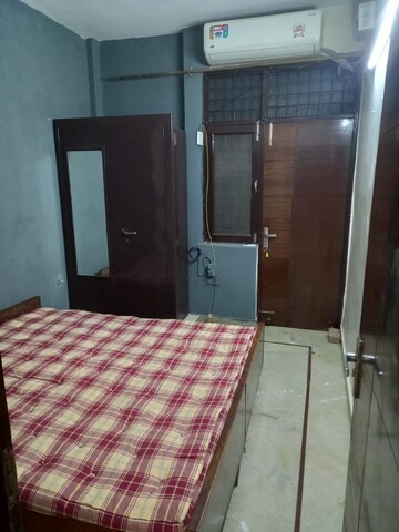 2 BHK Builder Floor For Rent in Paschim Vihar