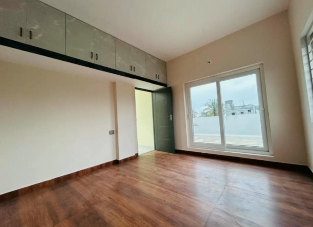 4 BHK Independent House For Sale in White County