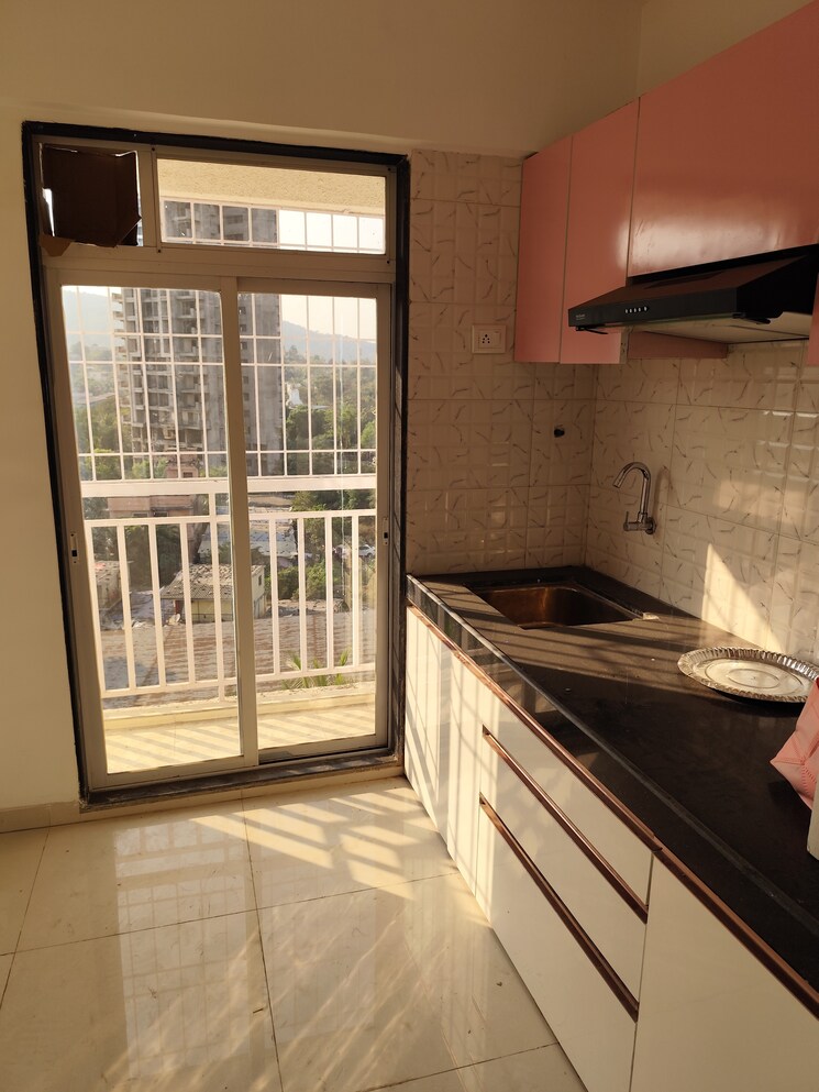 Kitchen, vaishnavi-bhawan 1 Bedroom 500 Sq.Ft. Apartment In Owale Thane 7932658