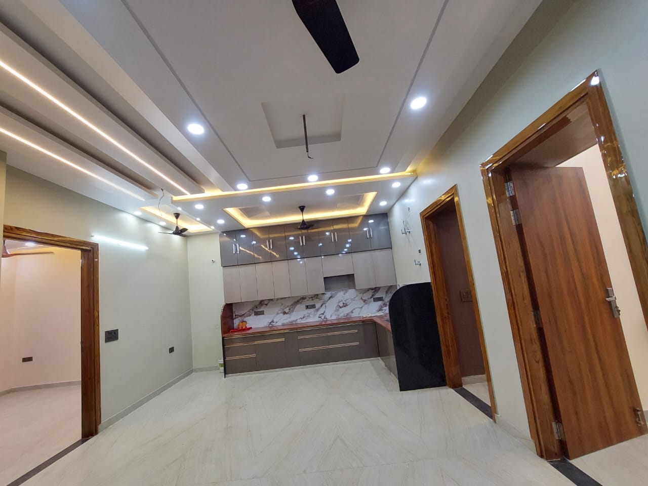 6+ BHK + Extra Room Independent House For Sale in Pandav Nagar