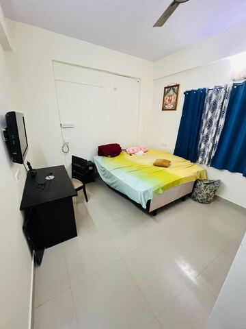 Room in 3 BHK Apartment at Basapura – for Sale