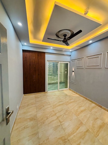 2 BHK Builder Floor For Rent in Alpha Ii Greater Noida Greater Noida  7932665