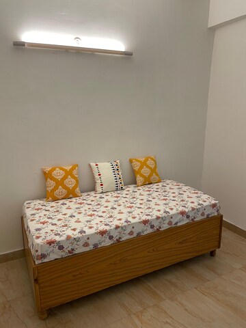 Bedroom in 2 BHK Builder Floor at Alpha Ii Greater Noida – for Rent