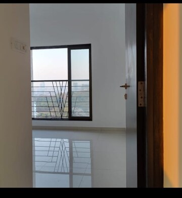 Room in 1 BHK Apartment at Sai Shakti CHS Goregaon, Goregaon East – for Rent