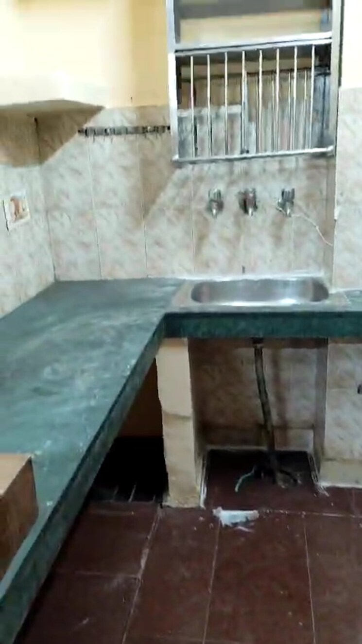 Kitchen, mayur vihar phase 1 2.5 Bedroom 550 Sq.Ft. Builder Floor In Mayur Vihar Phase 1 Delhi 7932703