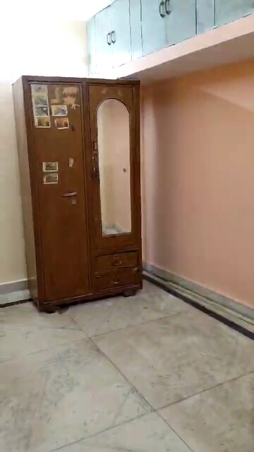 Building Lobby in 2.5 BHK Builder Floor at Mayur Vihar Phase 1 – for Sale