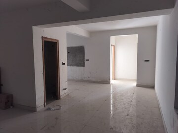 Room in 2 BHK Apartment at Kalena Agrahara – for Sale