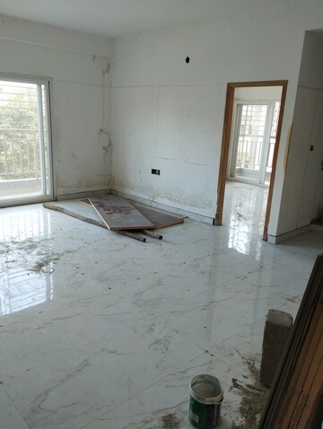 Room in 2 BHK Apartment at Kalena Agrahara – for Sale
