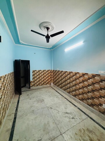 Bedroom in 2 BHK Builder Floor at Alpha Ii Greater Noida – for Rent