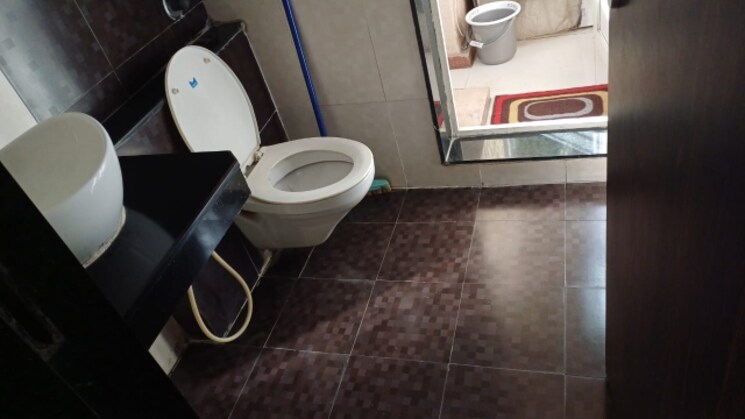 Attached Bathroom, rustomjee-la-vie 3 Bedroom 890 Sq.Ft. Apartment In Majiwada Thane 7932807