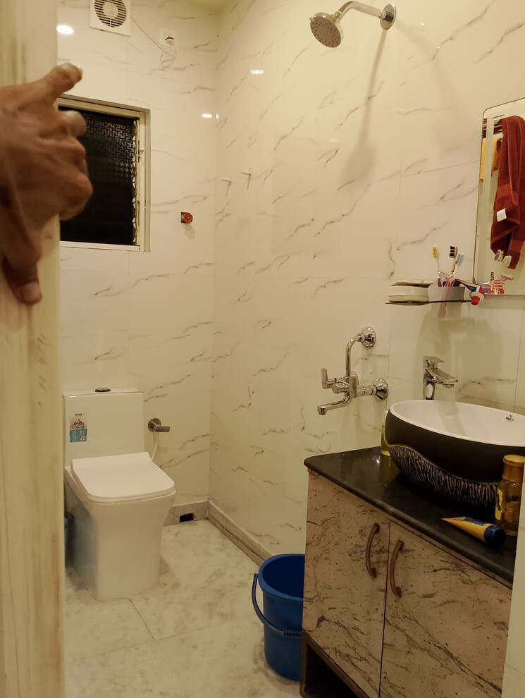 Attached Bathroom, behala chowrasta 3 Bedroom 1170 Sq.Ft. Builder Floor In Behala Chowrasta Kolkata 7932822
