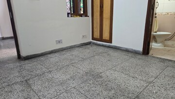 Room in 3 BHK Apartment at Sector 13 Dwarka – for Rent