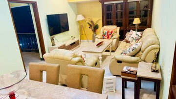 Living Room in 2.5 BHK Apartment at Hauz Khas – for Rent