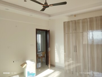 Building Lobby in 3 BHK Apartment at ATS Le Grandiose, Sector 150 – for Rent