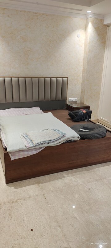 Bedroom in 3 BHK Builder Floor at Nizamuddin – for Rent