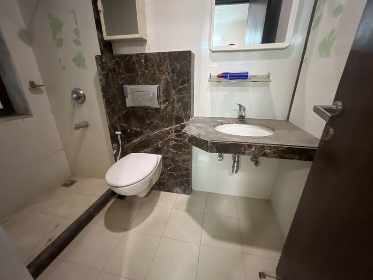 Bathroom, aristo-pearl-residency 2 Bedroom 960 Sq.Ft. Apartment In Prabhadevi Mumbai 7932884