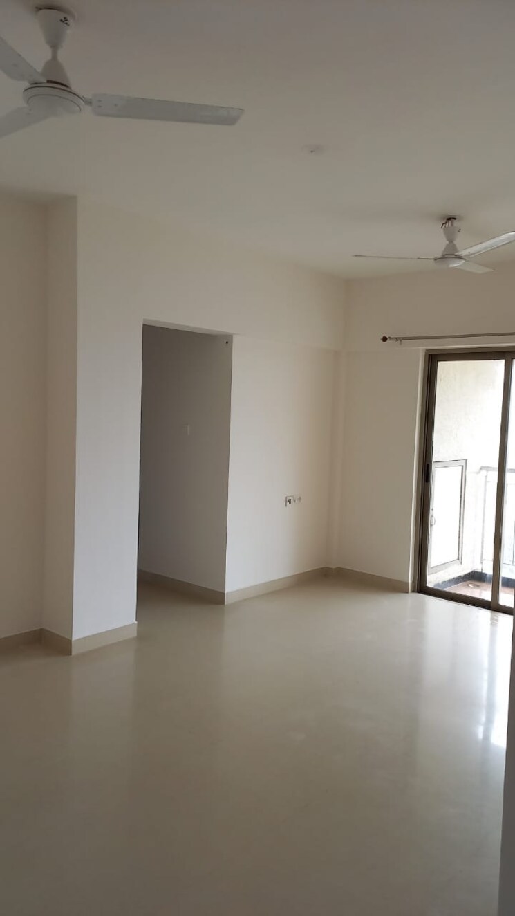 Room, lodha-splendora-tierra 2.5 Bedroom 850 Sq.Ft. Apartment In Ghodbunder Road Thane 7932936