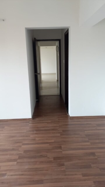 Room in 2.5 BHK Apartment at Lodha Splendora Tierra, Ghodbunder Road – for Sale