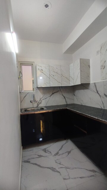 Kitchen in 3 BHK Builder Floor at Sector 73 – for Sale