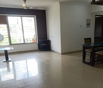 Room in 2 BHK Apartment at Arjun CHS Vasant Vihar, Vasant Vihar – for Rent