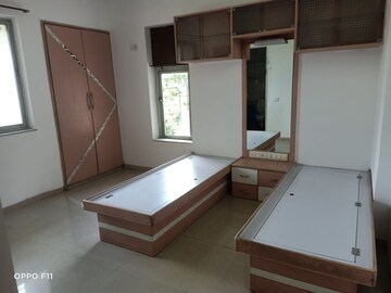 Room in 2 BHK Apartment at Arjun CHS Vasant Vihar, Vasant Vihar – for Rent