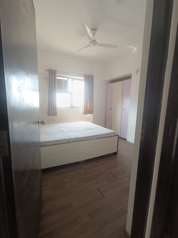 Bathroom, lodha-splendora-tierra 2.5 Bedroom 850 Sq.Ft. Apartment In Ghodbunder Road Thane 7932996