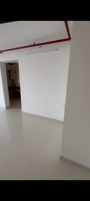 Master Bedroom in 2 BHK Apartment at Kurla East – for Rent