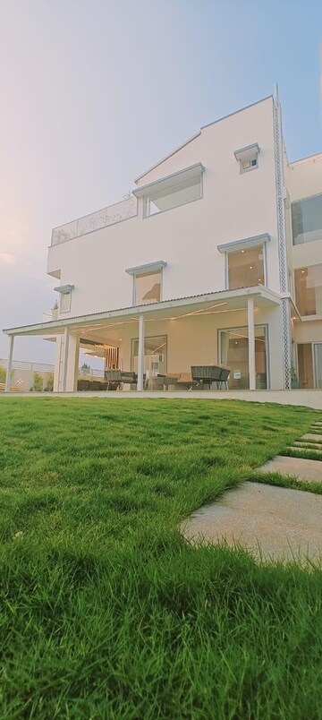 6+ BHK Villa – Garden View at Esteem Misty Hills Plots, Devanahalli - for Sale