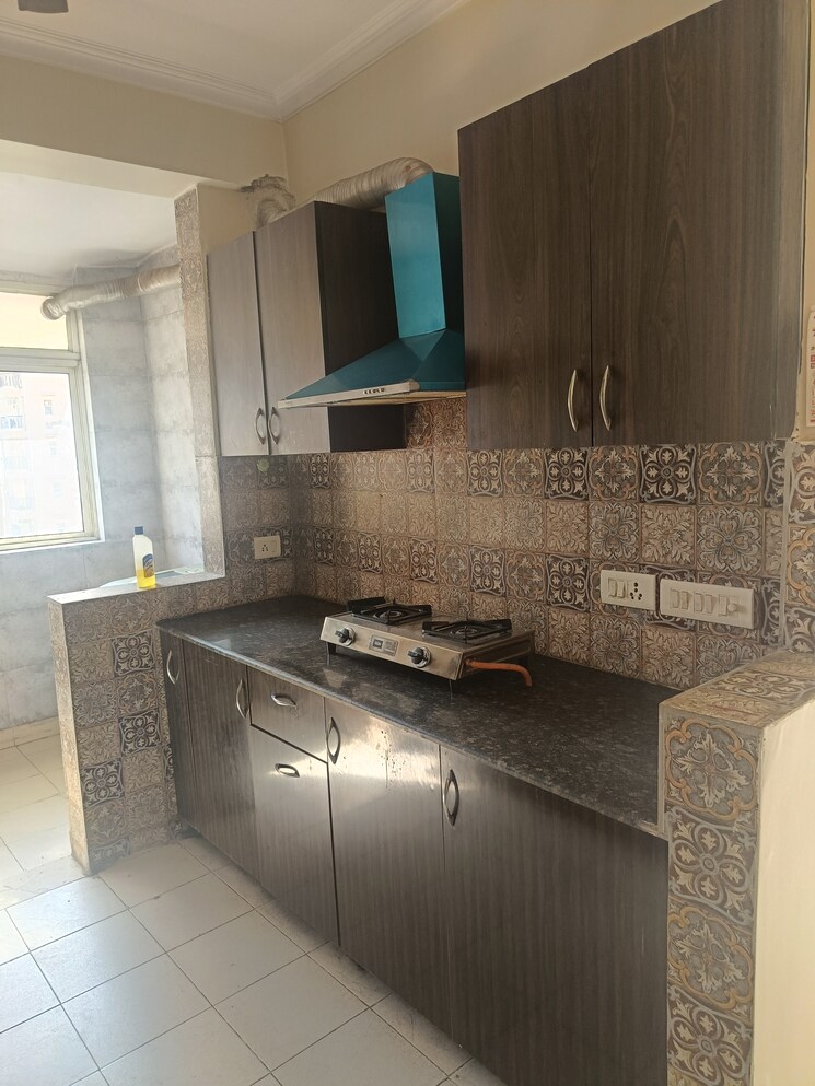 Kitchen, amrapali-silicon-city 2 Bedroom 1075 Sq.Ft. Apartment In Sector 76 Noida 7933125