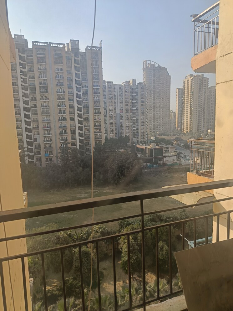 Master Bedroom, amrapali-silicon-city 2 Bedroom 1075 Sq.Ft. Apartment In Sector 76 Noida 7933128